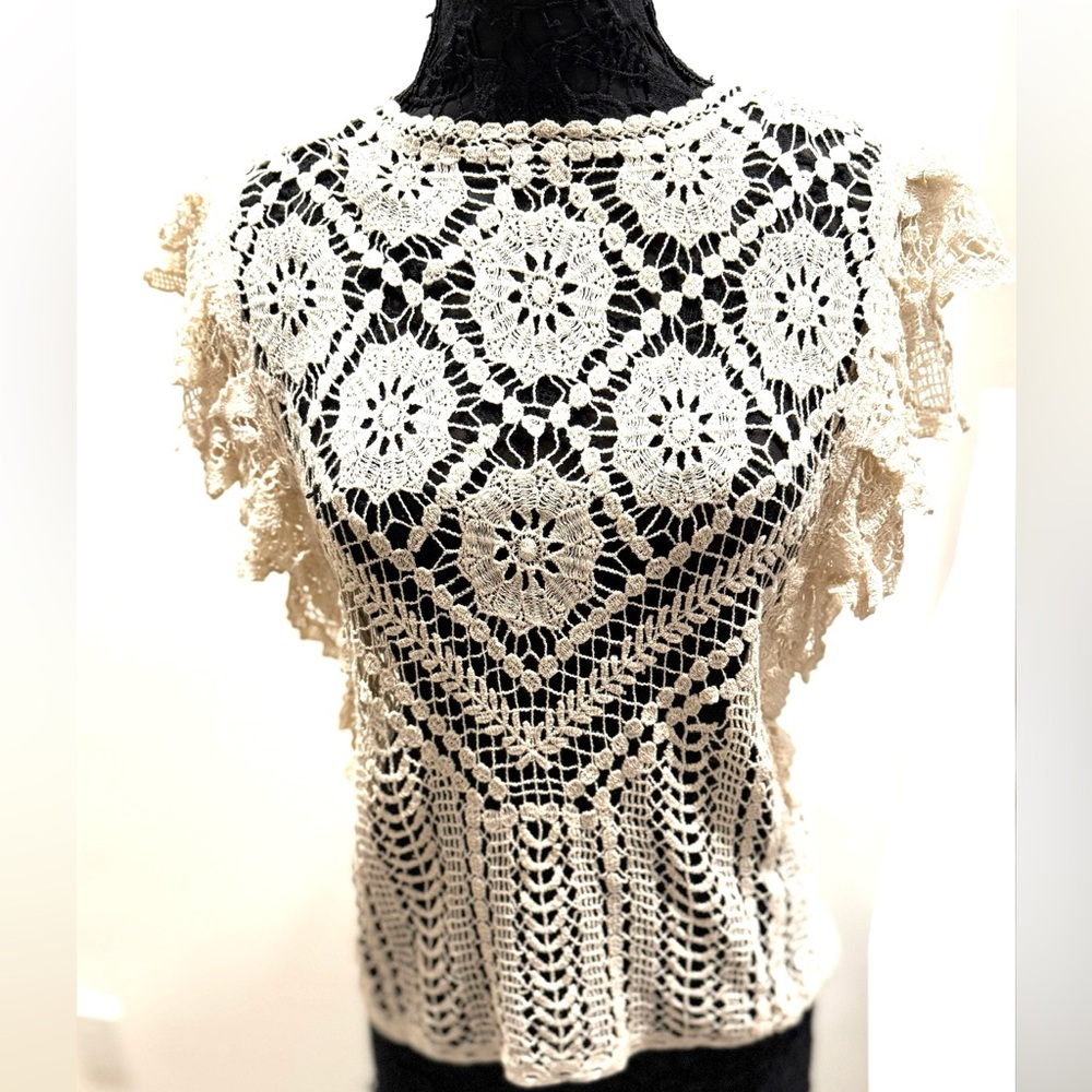 Anthropologie Blue Tassle Cream Crochet Lace Top